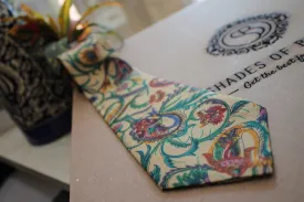 Sophisticated Banarasi Silk Neck Tie in Beige